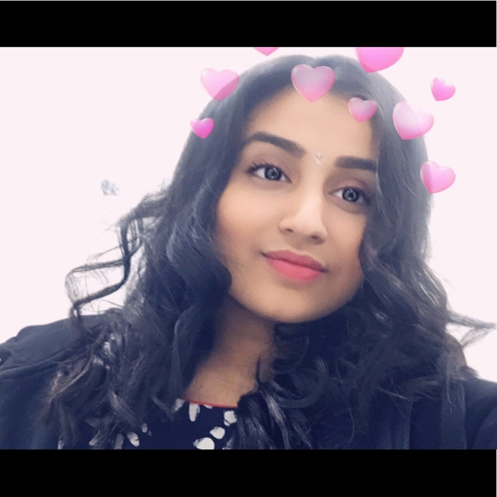 Meet your Posher, Sneha